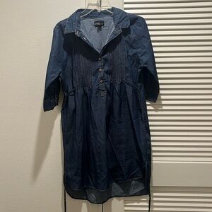 Dark blue dress, perfect for any type of occasion and very comfortable!